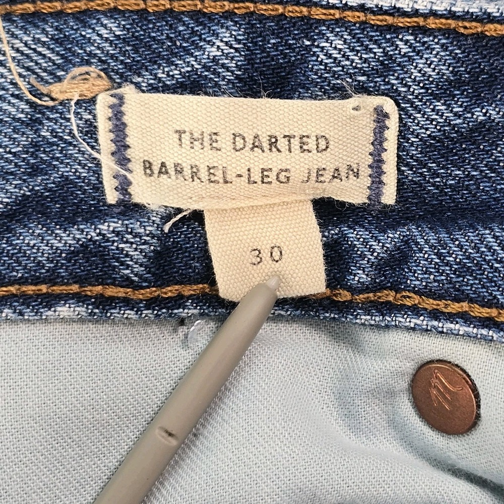 Madewell The Darted Barrel Leg Jeans Womens 36 Blue Denim Button Fly 100% Cotton - Picture 5 of 11